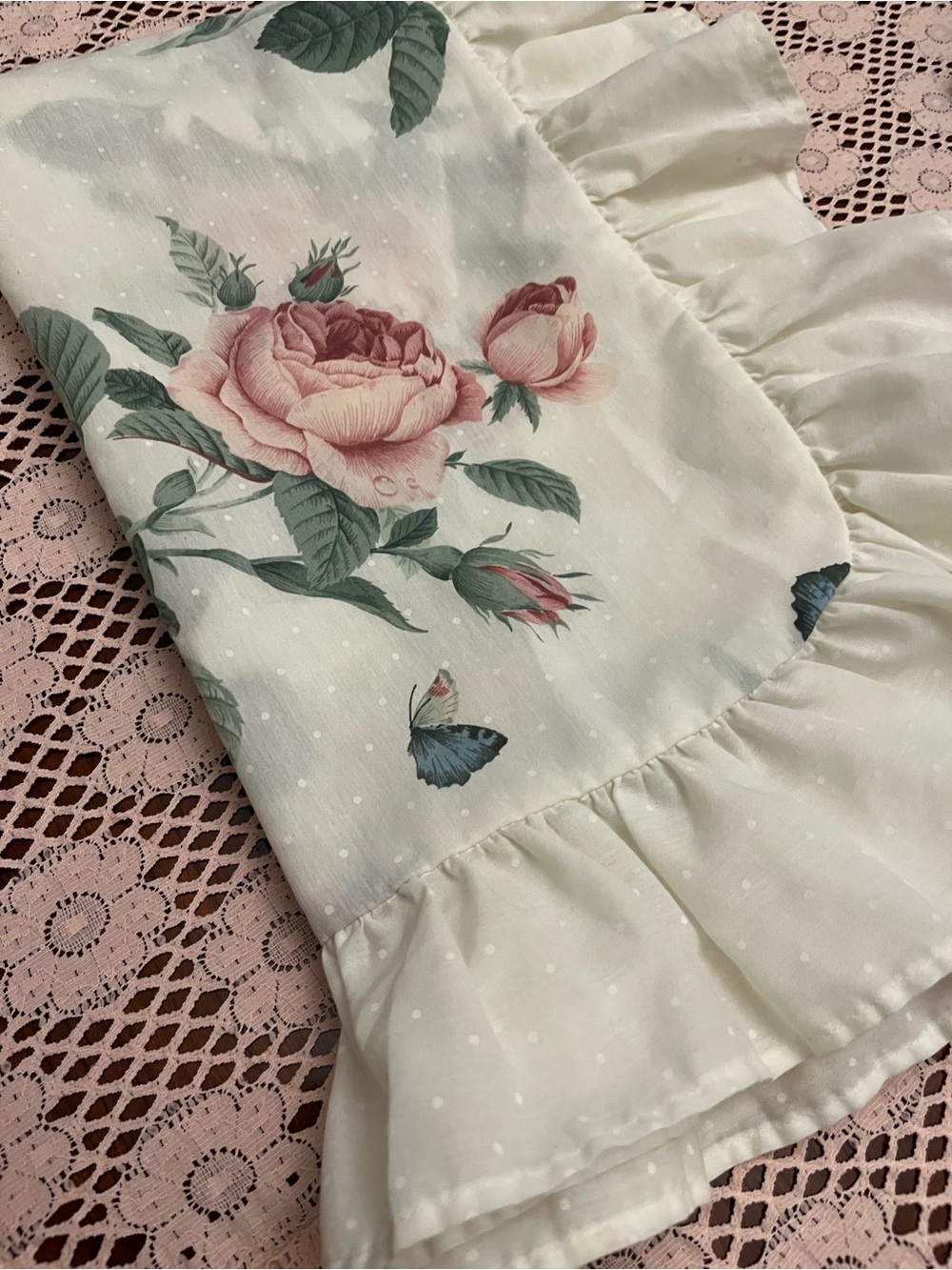 Cream Floral Rose Ruffle Pillowsham with Butterflies